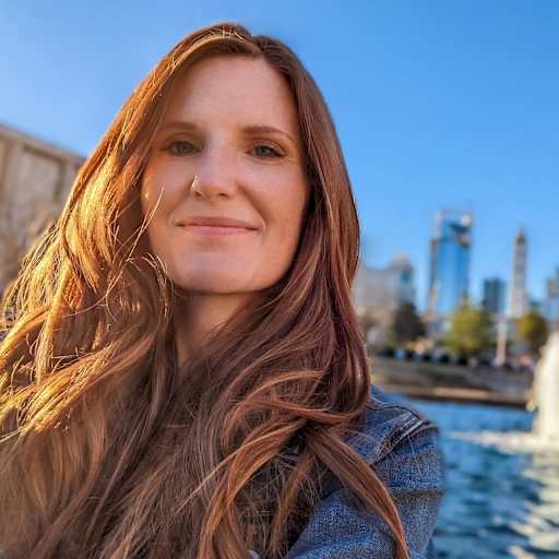 Profile image for pet sitter Raquelle