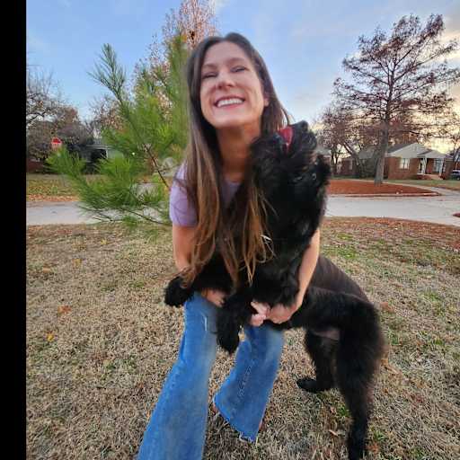 Profile image for pet sitter Lindsey