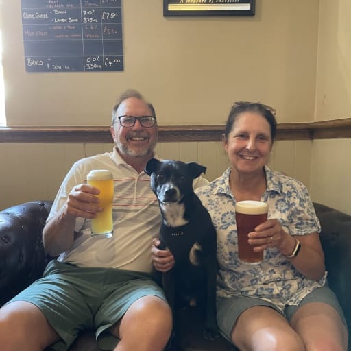 Profile image for pet sitters Raymond & Darlene