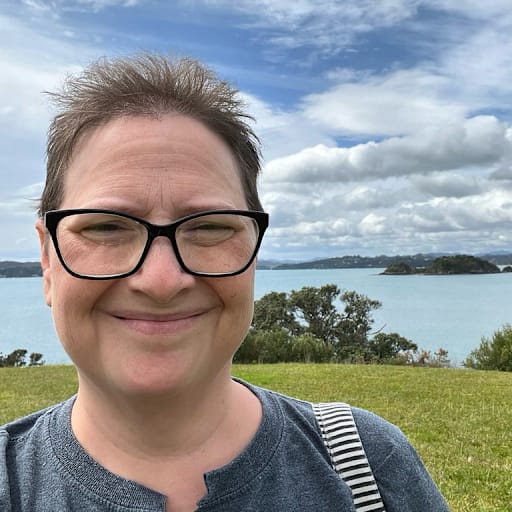 Profile image for pet sitter Wenonah