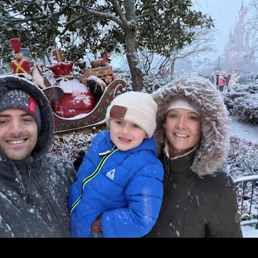 Profile image for pet sitters Kate & Kyle