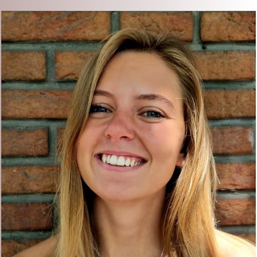 Profile image for pet sitter Sophia