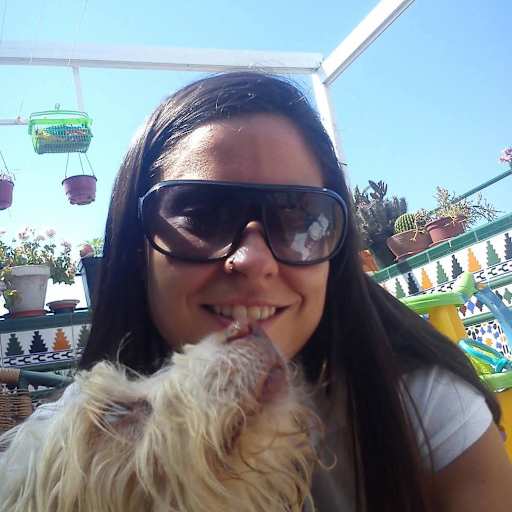 Profile image for pet sitters Mari & Víctor
