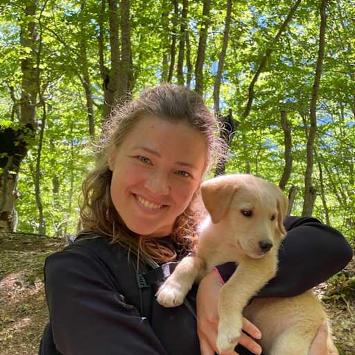 Profile image for pet sitters Suzanne & Emmanuel Moises