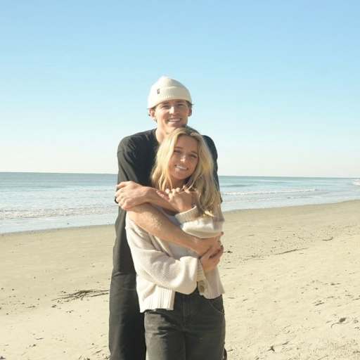 Profile image for pet sitters Sarah & Cole