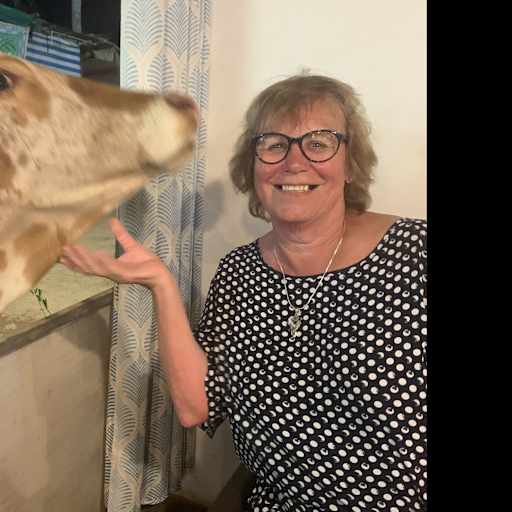 Profile image for pet sitters Kathryn & Alison 