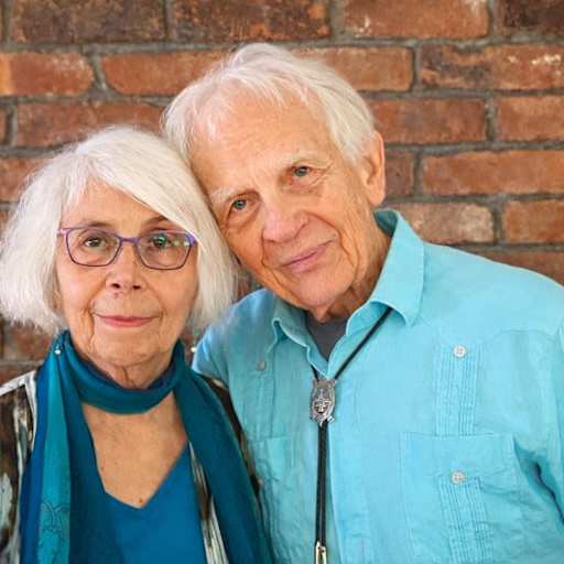 Profile image for pet sitters Linda & Ron