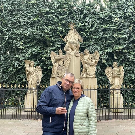 Profile image for pet sitters Olha & Andrii