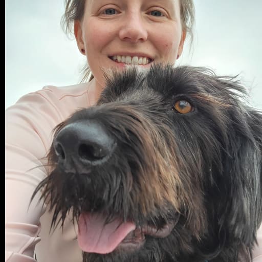 Profile image for pet sitter Cortney