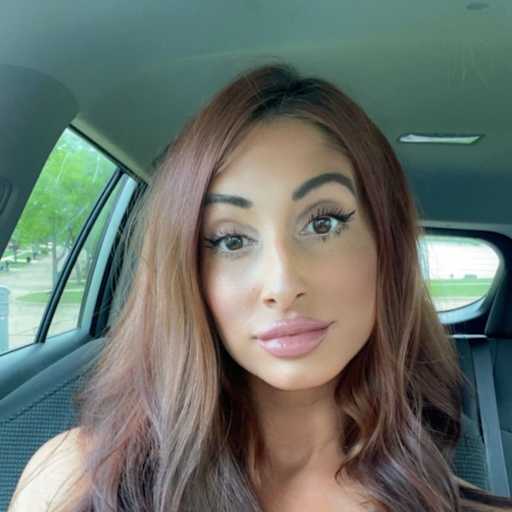 Profile image for pet sitter Alexa