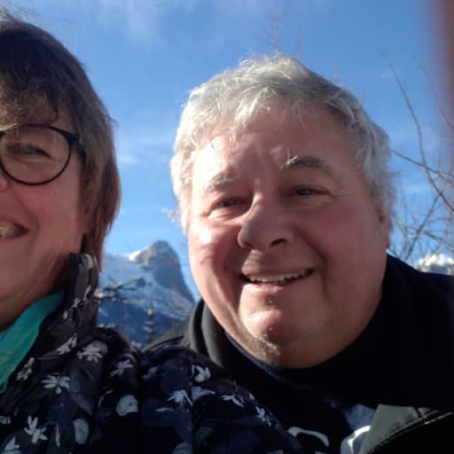 Profile image for pet sitters Anne & Bill