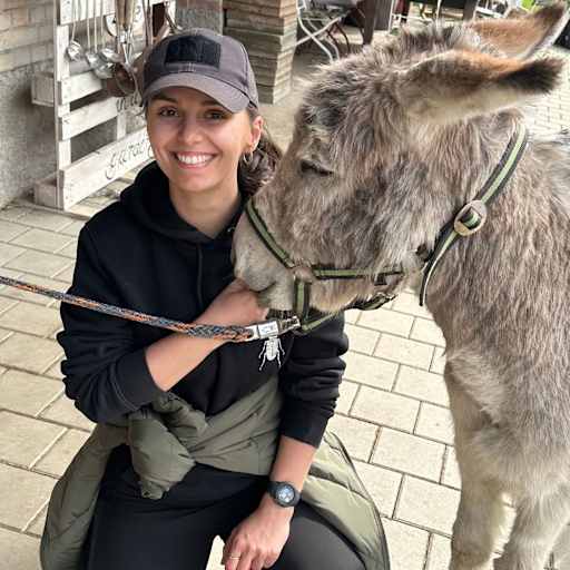 Profile image for pet sitter Simone
