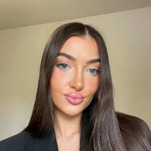 Profile image for pet sitters Daisy & Ben