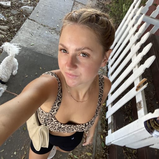 Profile image for pet sitter Leonie