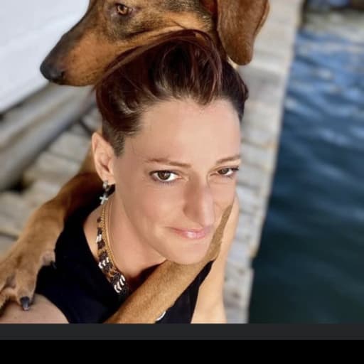 Profile image for pet sitter Rebecca