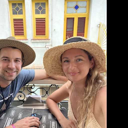 Profile image for pet sitters Natalie & Scott