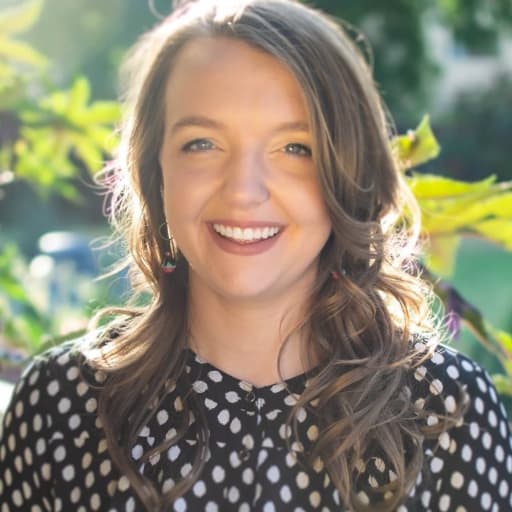 Profile image for pet sitters Amber & Andrew