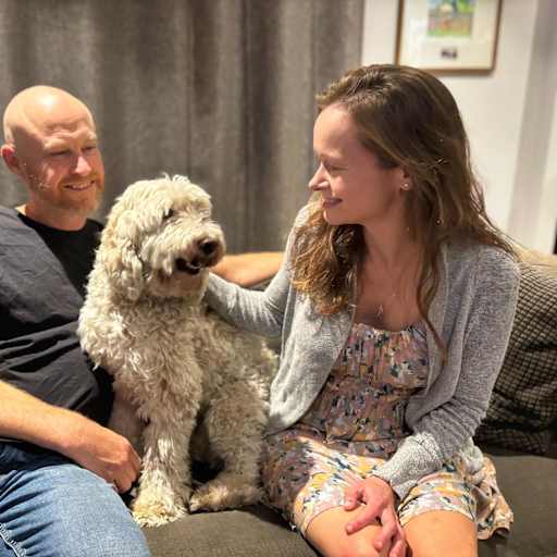 Profile image for pet sitters Evonne & Brad