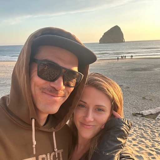 Profile image for pet sitters Rachel & William