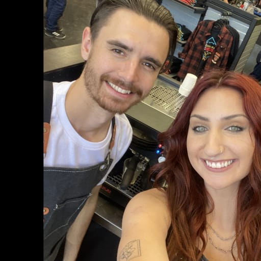 Profile image for pet sitters Mikayla & Paul