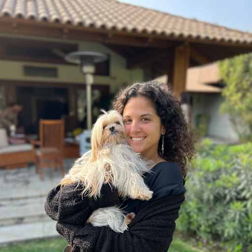 Profile image for pet sitter Arianne
