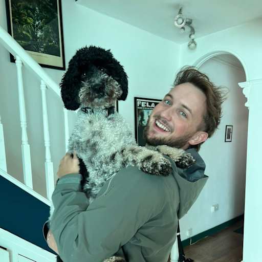 Profile image for pet sitters James & Geórgia