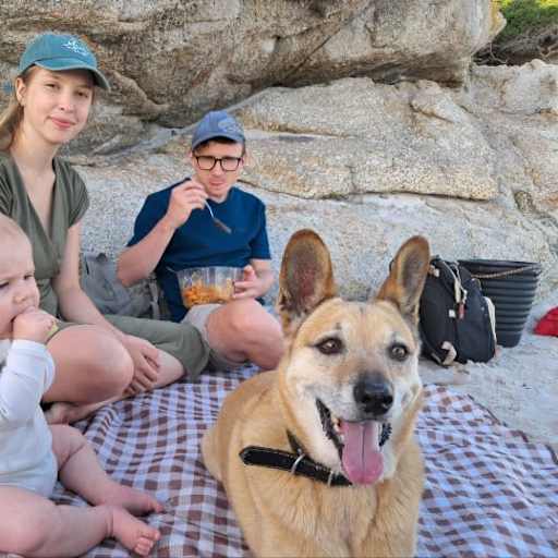 Profile image for pet sitters Hannah & Ryan
