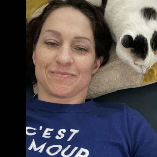 Profile image for pet sitter Lori