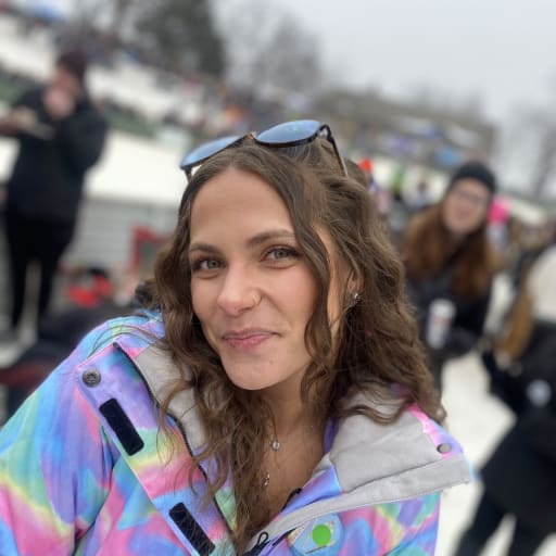 Profile image for pet sitter Jaime