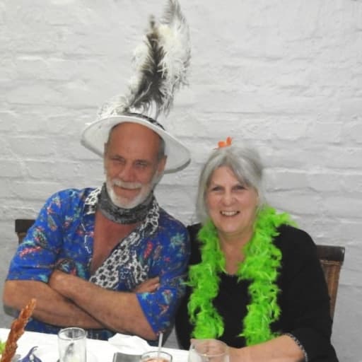 Profile image for pet sitters Maria & At 