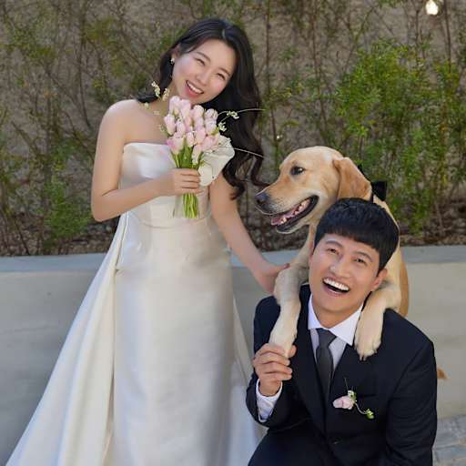 Profile image for pet sitters Yujin & Hyeseon