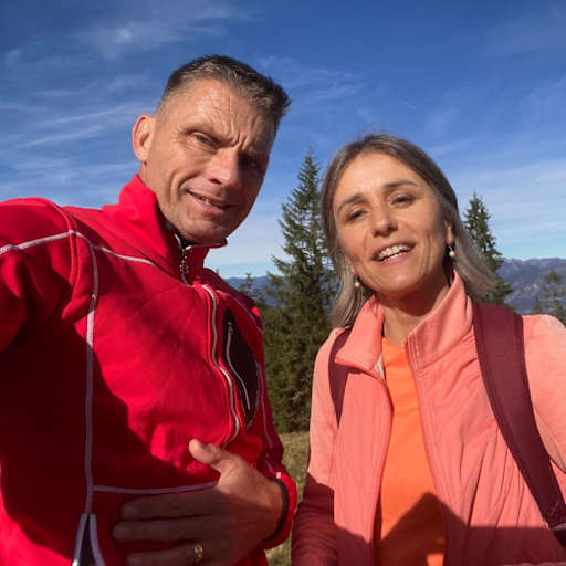Profile image for pet sitters Jana & Markus
