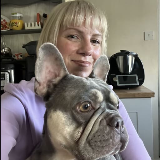 Profile image for pet sitter Rebecca