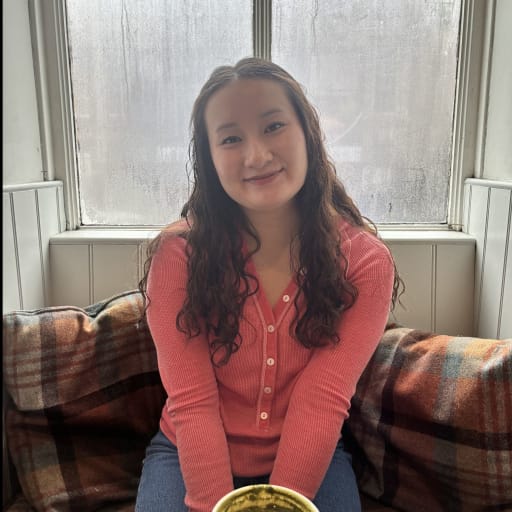 Profile image for pet sitter Emily