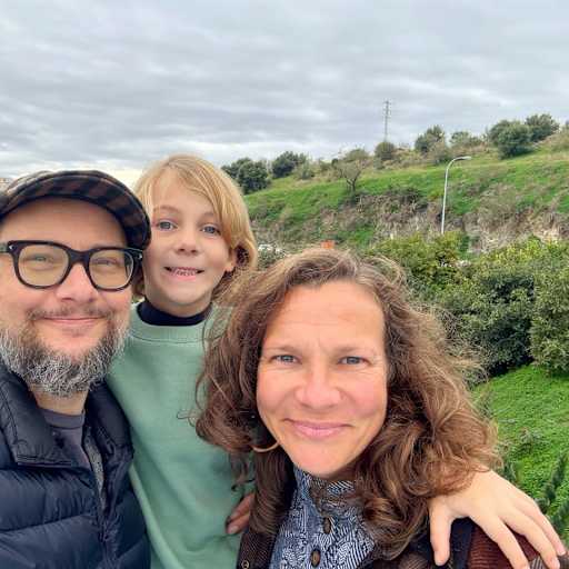 Profile image for pet sitters Tim & Caressa