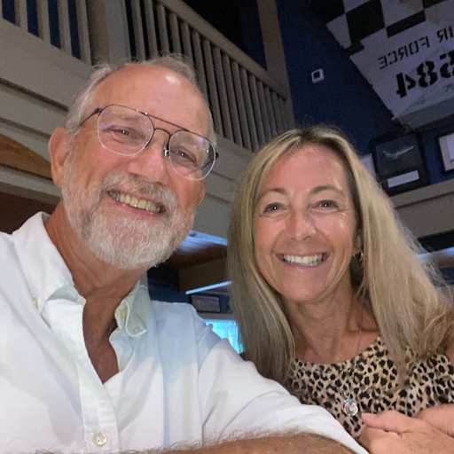 Profile image for pet sitters Eric & Maria