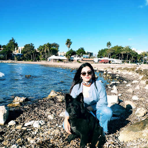 Profile image for pet sitter IRENE