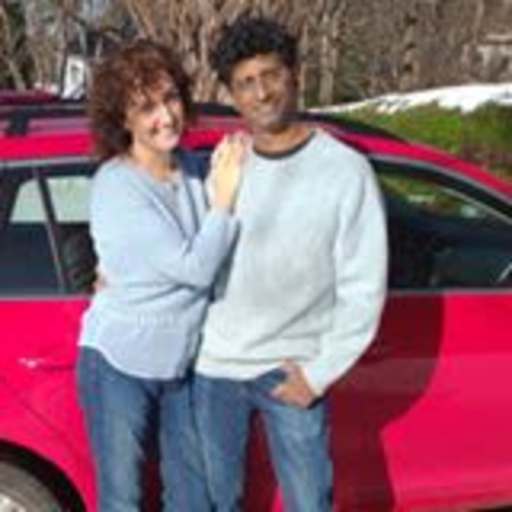 Profile image for pet sitters Esther & Sri