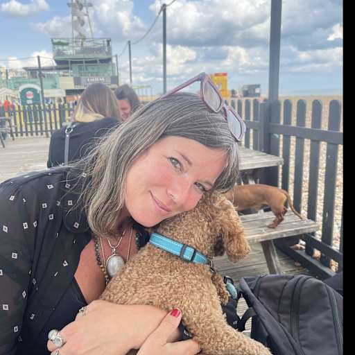 Profile image for pet sitter Isabel