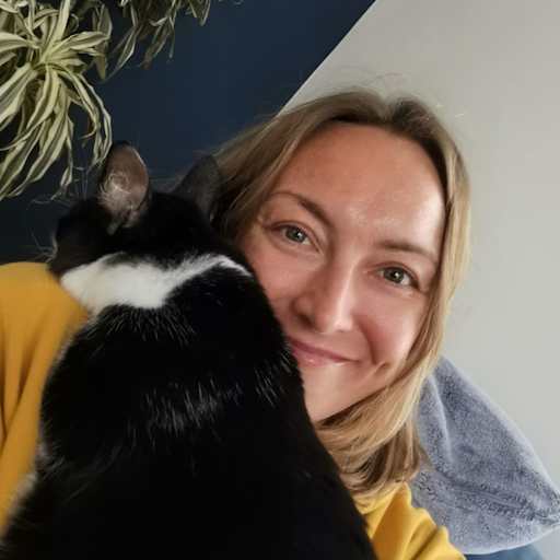 Profile image for pet sitter Sally