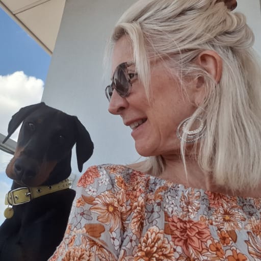Profile image for pet sitters Tricia & Stephen