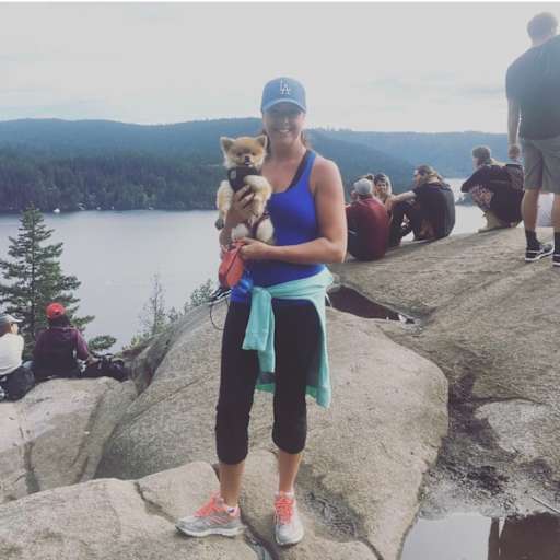 Profile image for pet sitter Coreen