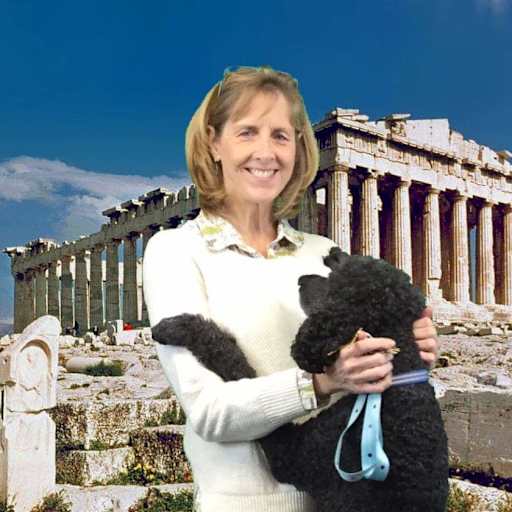 Profile image for pet sitter christina