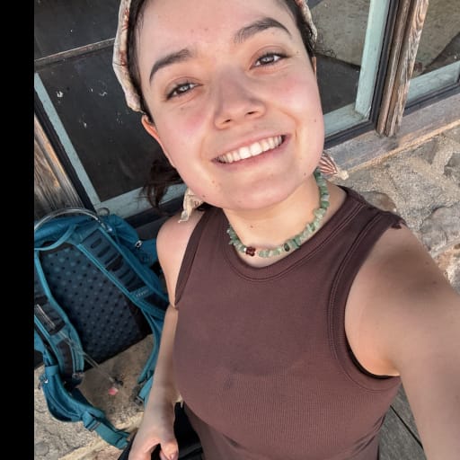 Profile image for pet sitter estefania