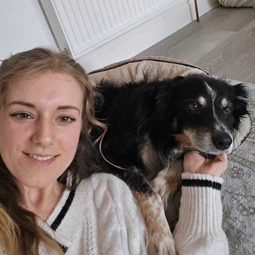Profile image for pet sitter Chloe