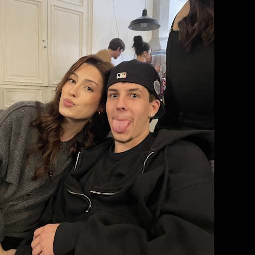 Profile image for pet sitters eyma & Lylian