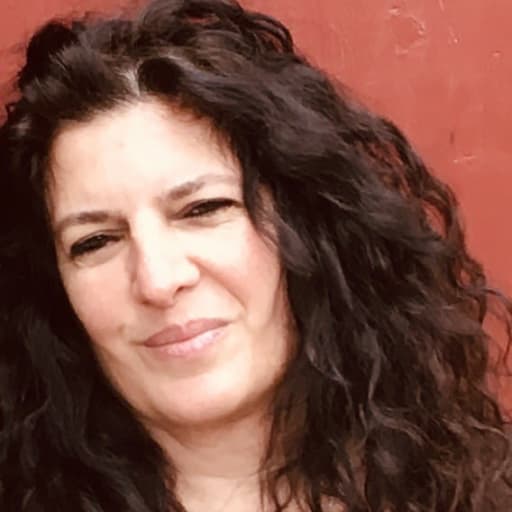Profile image for pet sitter JULIE