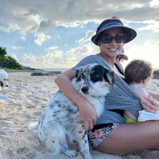Profile image for pet sitters Ariana & Brian