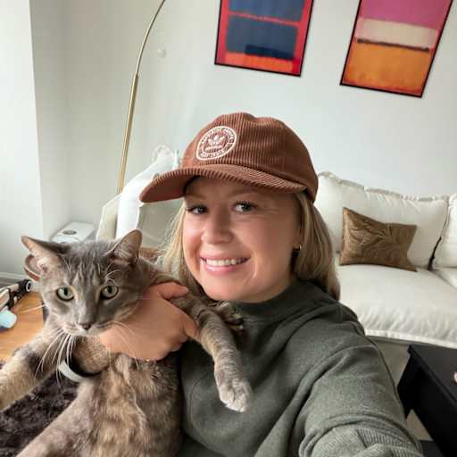 Profile image for pet sitter breana