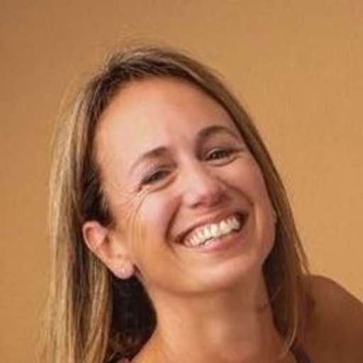 Profile image for pet sitter lisa